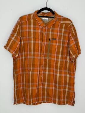 Columbia Orange Rust Plaid Mens Short Sleeve  Button Down Shirt Size L
